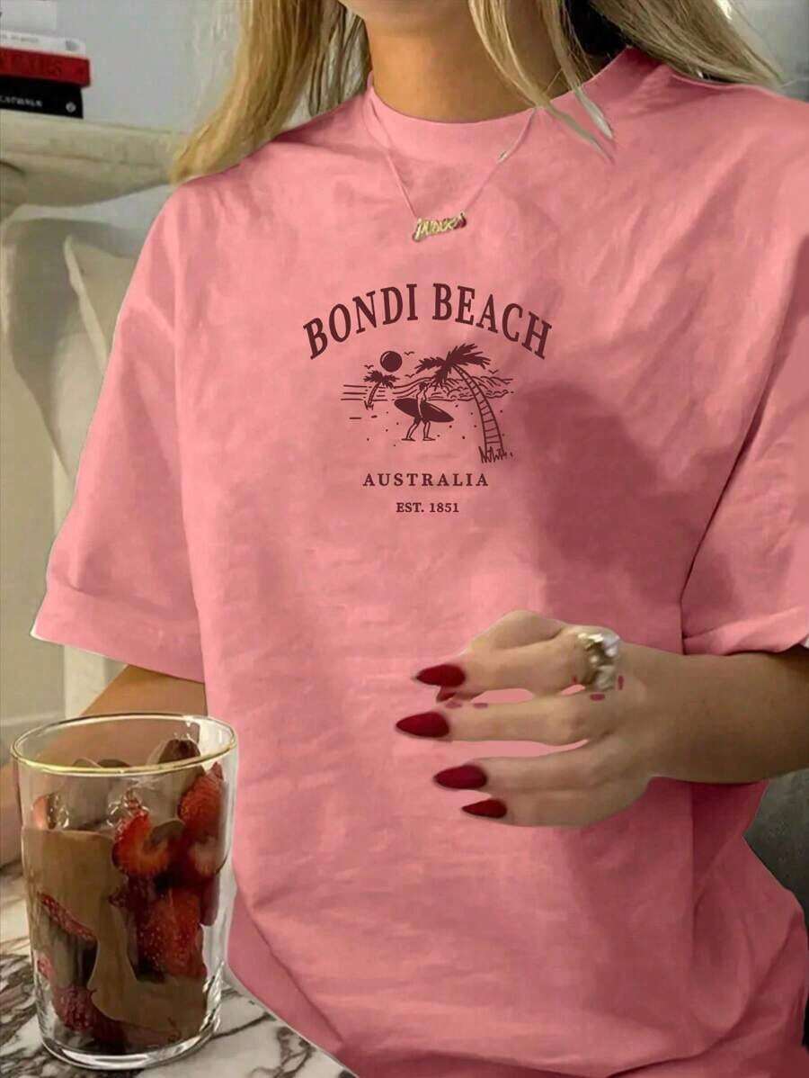 Women's Summer Short-Sleeved T-Shirt, Casual And Loose Fit, With An Australian Bondi Beach Print, Perfect For Everyday Wear And Street Style. Casual And Urban Summer Tops For Women, Cute Beach T-Shirts, Summer Tops For Women, Tops For Going Out In Summer. - Basic And Versatile. - 藍色 - 查看 1