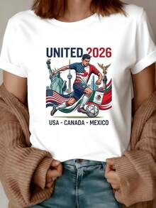 Soccer Player Running With Flags Of The United States, Canada, And Mexico Alongside Iconic Symbols Representing Unity, Passion, And Energy For An International Event. Women's Casual, Modern, And Comfortable T-Shirt - 白色 - 查看 8