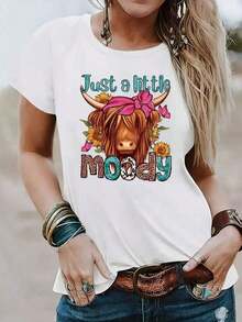 Camiseta Divertida con Estampado de Vaca para Mujer - Frase "Just A Little Moody" - Camiseta Blanca con Vaca Marrón y Detalles Florales - Top Ligero Casual para Mujer - Atuendos Estilo Vaquero Occidental - Camiseta para Todas las Temporadas, Camiseta con Estampado de Vaca, Ropa de Fin de Semana, Diseño Divertido, Ajuste Cómodo, Blusa de Manga Corta, Mujer, Moda de Primavera, Material Transpirable, Blusa Estampada, Moda Femeninablusas para dama - Blanco - Ver 7