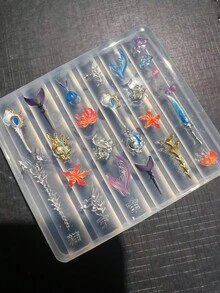 1pc Deep Sea Element Mold, Includes Seashell, Fish Tail, Dolphin, Starfish, Coral, Jellyfish 3D Nail Art Decorations, Essential Tool For Nail Technicians, Transparent Silicone Mold - Clear - View 7