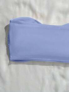 Top de bikini bandeau de un solo color con efecto retorcido - Azul 2 - Ver 3