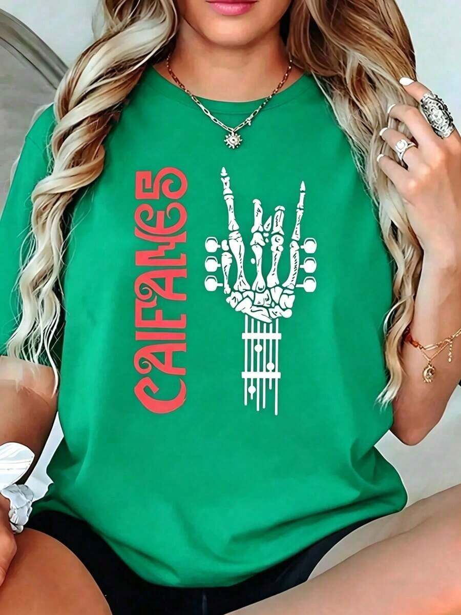 Oversized Black CAIFANES Rocker T-Shirt With Skeleton Hand And Guitar Graphic, Vintage Urban Gothic Style Tee, Loose Casual Short Sleeve Women's Top, Pretty Women's Blouses, Rock Mexico - 綠色的 - 查看 1