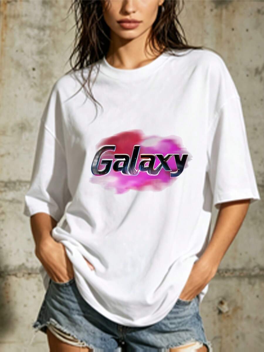 Galaxy Print T-Shirt 180G, Modern Women's T-Shirt, Perfect For Spring Picnics And Family Gatherings - A Gift For Friends And Colleagues - Unisex Urban Vintage Style Cotton T-Shirt, Short Sleeve And Round Neck. - 白色 - 查看 1