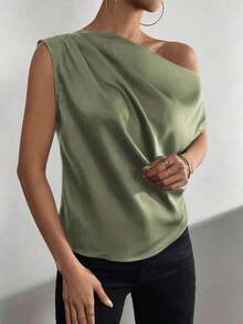 Blusa de satén con cuello asimétrico y hombro descubierto - Verde militar - Ver 4