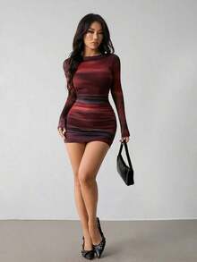 Vestido mini ceñido de mujer con estampado de teñido anudado y drapeado - Rojo - Ver 3