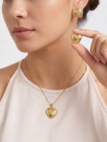 1 Set Stainless Steel Gold Jewelry Set For Women Quilted Heart Necklace Earrings, Hypoallergenic Textured Tarnish Free Gift For Her - Gold - View 2