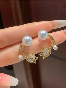 1 Đôi bông tai hình hoa tulip màu hồng, gồm hai chiếc bông tai, nhỏ nhắn, thời trang và đa năng, ngọt ngào và thanh lịch. - trắng - Xem 2