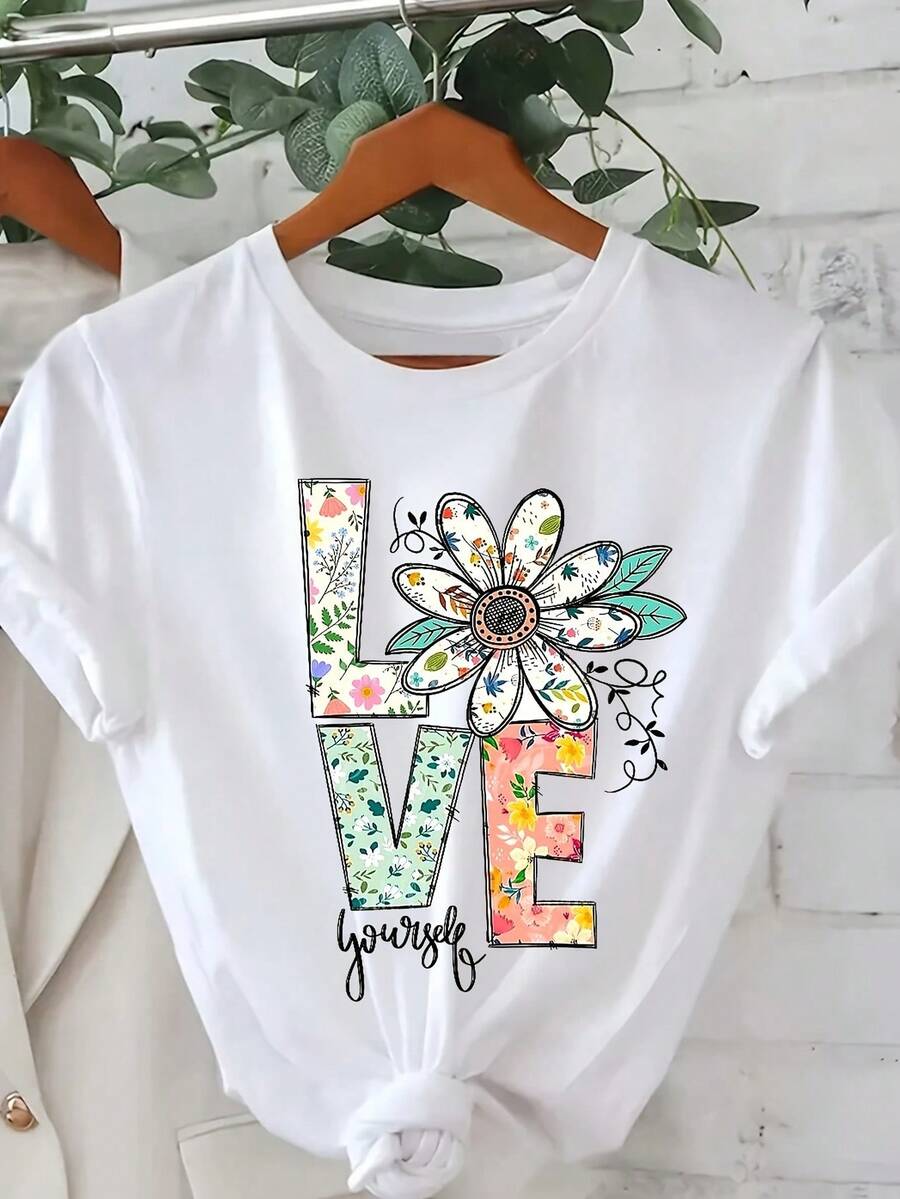 Soft, Breathable, And Lightweight For All-Day Comfort. This Casual T-Shirt Features A Daisy Love Print, A Crew Neck, Short Sleeves, And A Slightly Stretchy Design, Making It Suitable For Women. The Classic Neckline And Relaxed Fit Flatter All Body Types And Are Easy To Pair With Jeans, Shorts, And Leggings. - 白色 - 查看 1