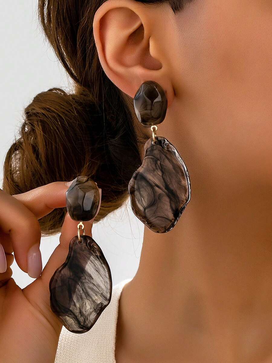 1 Pasang Anting Liontin Resin Asimetris Vintage, Perhiasan Unik yang Dipersonalisasi, Cocok untuk Pemakaian Sehari-hari, Liburan, Kencan, Perjamuan, Pesta - Grey - View 1