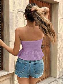 Frenchy Top asimétrico sin tirantes de tejido texturizado de color liso, adecuado para vacaciones de verano - Púrpura malva - Ver 2