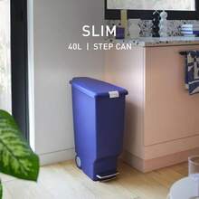 Simplehuman 40 Liter / 10.6 Gallon Slim Kitchen Step Trash Can With Secure Slide Lock, White Plastic - Indigo - 查看 2
