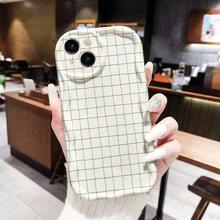 Fanahat-Funda para teléfono: Diseño simple con patrón de cuadros blancos y borde ondulado color crema. Compatible con iPhone 17 - Color mixto 3 - Ver 5