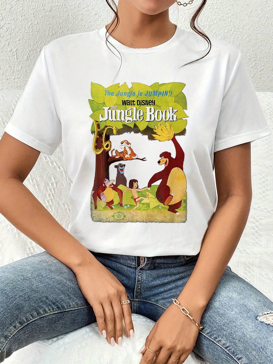 Vibrant Illustration Showing An Adventurous Child Alongside Jungle Animals Dancing Under Green Leaves, Symbolizing Friendship And Joy In Nature. Comfortable And Modern Women's T-Shirt For Everyday Wear. - 白色 - 查看 1