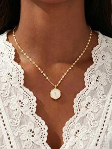 1PC Dainty Cross Charm Pendant Necklace, Shell Inlay Minimalist Chain Necklace For Women, Versatile Everyday Jewelry - 1PC - View 2