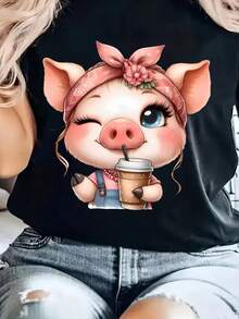 Camiseta con Estampado de Cerdo Adorable para Mujer - Diseño de Cerdo de Dibujos Animados Juguetón con Taza de Café y Pañuelo Floral, Camiseta Casual de Cuello Redondo Suave y Elástica, Comodidad para Todas las Temporadas, Lavable a Máquina, Regalo Perfecto para las Fiestas, Ropa Informal, Moda Caprichosa, Camiseta con Estampado Duradero - Negro - Ver 8