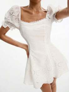 Vestido corto elegante de mujer con cuello cuadrado, bordado y calado, de manga corta - Blanco - Ver 3