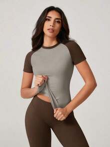 1 pieza Camiseta deportiva de manga corta de ajuste ceñido y minimalista para mujer, ideal para el verano - Café integral 2 - Ver 1