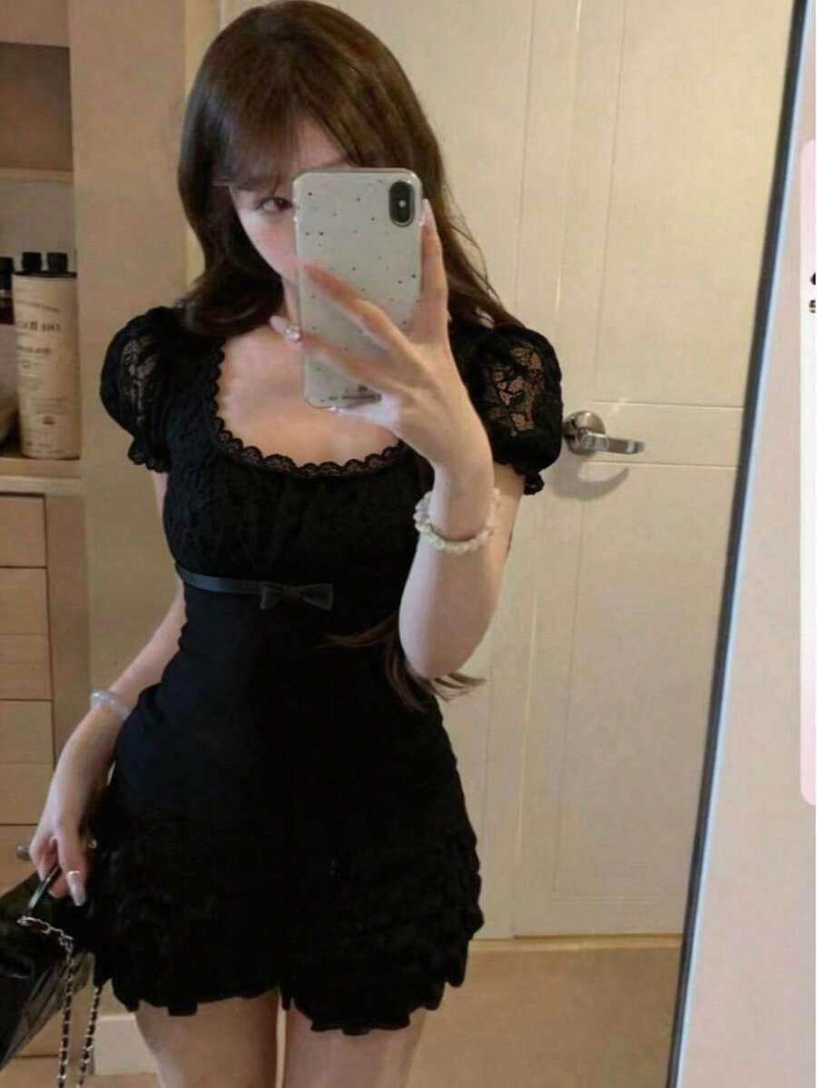優雅時尚甜美風花瓣袖方領蕾絲拼接蝴蝶結裝飾修身短袖上衣,黑色夏季 Office Siren 風格 - 黑色 - 查看 1