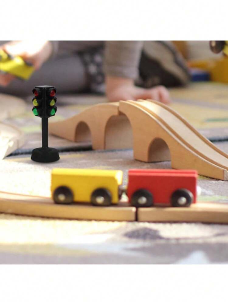 4pcs Set Of Traffic Light Lighthouse Models, Non-Electric Style. Suitable As Home Desktop Ornaments Or As Props For Setting Up Scenes In Outdoor Racing Games, Sand Table Props/Building Scene Assembly Models - Multicolor - View 5