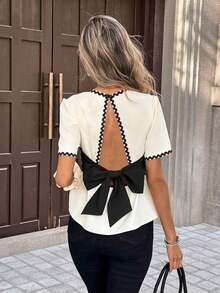 PariChic Blusa de mujer con lazo en la espalda y color crema/blanco para primavera/verano, top corto con volantes en el bajo y contraste de color - Multicolor - Ver 3