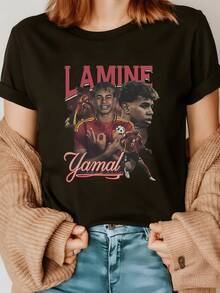 Players In Action Showing Passion For Football With Vibrant Colors That Convey Energy, Strength And Sportsmanship. Women's Casual, Modern, Comfortable T-Shirt For Sports Fans. - 黑色 - 查看 1