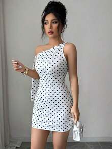 Vestido mini de punto con estampado de lunares, hombro asimétrico y lazo, elegante y ajustado. Vestido de verano casual y de moda, adecuado para fiestas, citas, reuniones, trabajo y uso diario de mujeres. Vestido de lunares con hombro asimétrico y - Blanco y Negro - Ver 4
