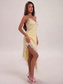 Vestido corto de verano para mujer, elegante, con contraste de color, parches de encaje, bajo asimétrico y espalda descubierta - Amarillo - Ver 2