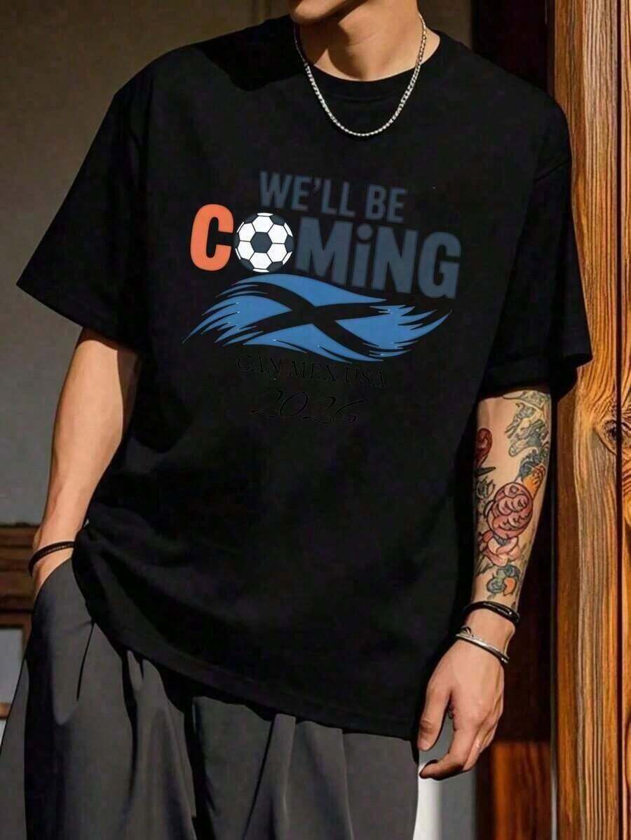 Camiseta con estampado de Copa Mundial 2026 "WE'LL BE COMING", diseño deportivo y moderno, tela con caída suave, corte amplio perfecto para fiestas de fútbol, reuniones de fanáticos y salidas cotidianas. camisas de hombre,playeras para hombre,ropa de hombre,sudadera para hombre100% Cotton - Negro - Ver 1