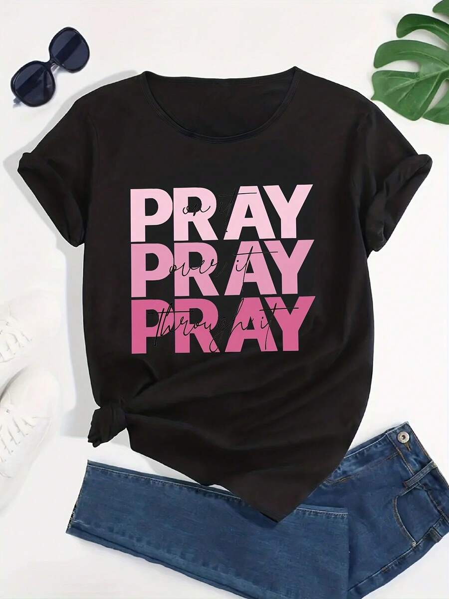 Una camiseta con un logo lindo y rosa que emite energía juvenil