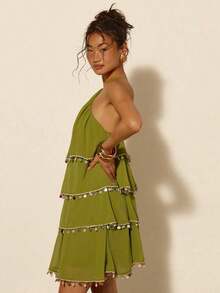 Vestido camisola sin espalda con decoración de colgante multicapa, diseño de falda multinivel, decoración de colgante especial para vacaciones, adecuado para vacaciones en la playa, vestido de gasa fluido, vestido verde, cita, vestido esencial de verano - Verde - Ver 6