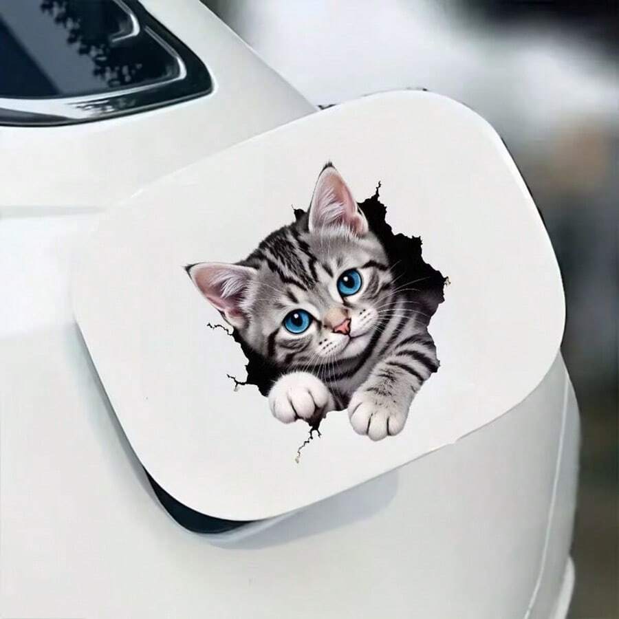 1张汽车贴纸 - 蓝眼睛灰虎斑猫从洞里探出头来，自粘防水耐用乙烯基材质，适用于汽车车窗、车身、笔记本电脑、头盔、滑板和其他光滑表面，酷炫动物贴纸