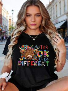 This Graphic Tee Is Unique And Distinctive: A Women's Tee With A Colorful Highland Cow Print, Adorned With Vibrant Floral And Butterfly Motifs, Perfect For Everyday Wear And Showcasing A Modern Personality. Its Unique Design Makes It An Excellent Gift For Friends And Family, Ideal For Casual Outings And Everyday Comfort. Cotton Tee. - 黑色 - 查看 1