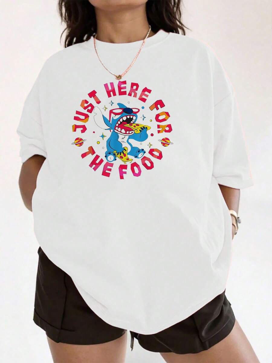 Fun Graphic Of A Blue Shark Wearing Glasses Eating Pizza And Surrounded By Vibrant Colors Symbolizing Humor And Love For Food. Casual And Comfortable Women's T-Shirt For Everyday Wear. - 白色 - 查看 1