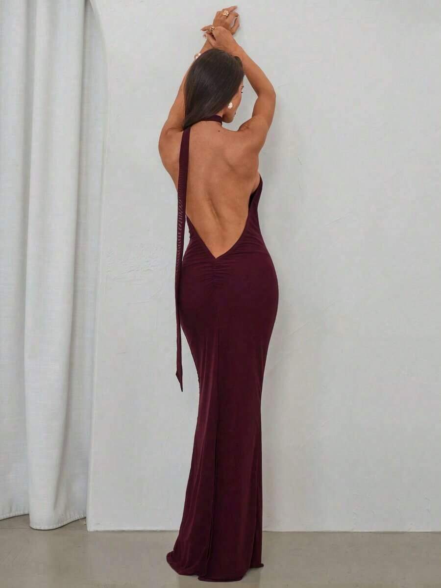 Vestido rojo sólido sin espalda con cuello halter, adecuado para citas, fiestas de Navidad y eventos de noche - Morado - Ver 1
