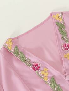 Women's Elegant Romantic Embroidered Floral Button-Up Cardigan, Long Sleeve Pink Fall - Pink - View 3