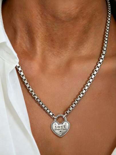1pc Women's Vintage Romantic Style Pendant Necklace, Engraved Heart Lock Necklace, Unique Design Necklace