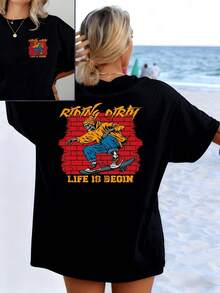 A Figure Of A Skater On A Red Wall Symbolizes Freedom, Energy, And The Beginning Of New Adventures With Urban Style, Inspiring A Passion For Life. Women's Double-Sided Casual T-Shirt, Comfortable For Summer - 黑色 - 查看 8