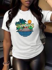Radiant Sun And Palm Trees Symbolizing Friendship And Rest Under The Tropical Sky, Evoking Joy And Unity On Bright Days. Women's T-Shirt With A Comfortable Fit, Colorful Graphic, And Soft, Casual, And Modern Fabric. - 白色 - 查看 2