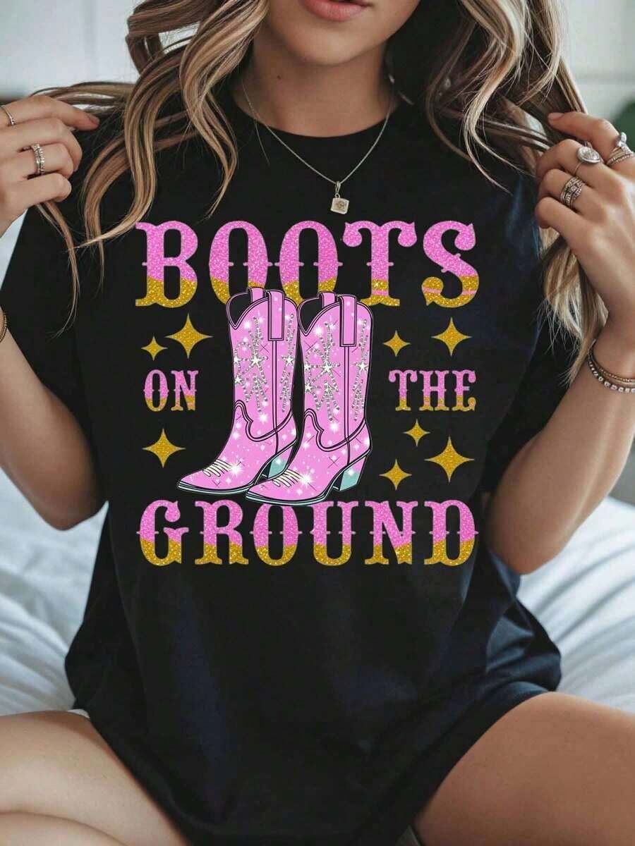 1 T-Shirt With Cowboy Boots On The Ground Print, Black And Bright Pink, With Cowboy Boots And Stars Print, Ideal For Country Music Festivals And Western Parties, 180g, 100% Cotton. - 黑色 - 查看 1