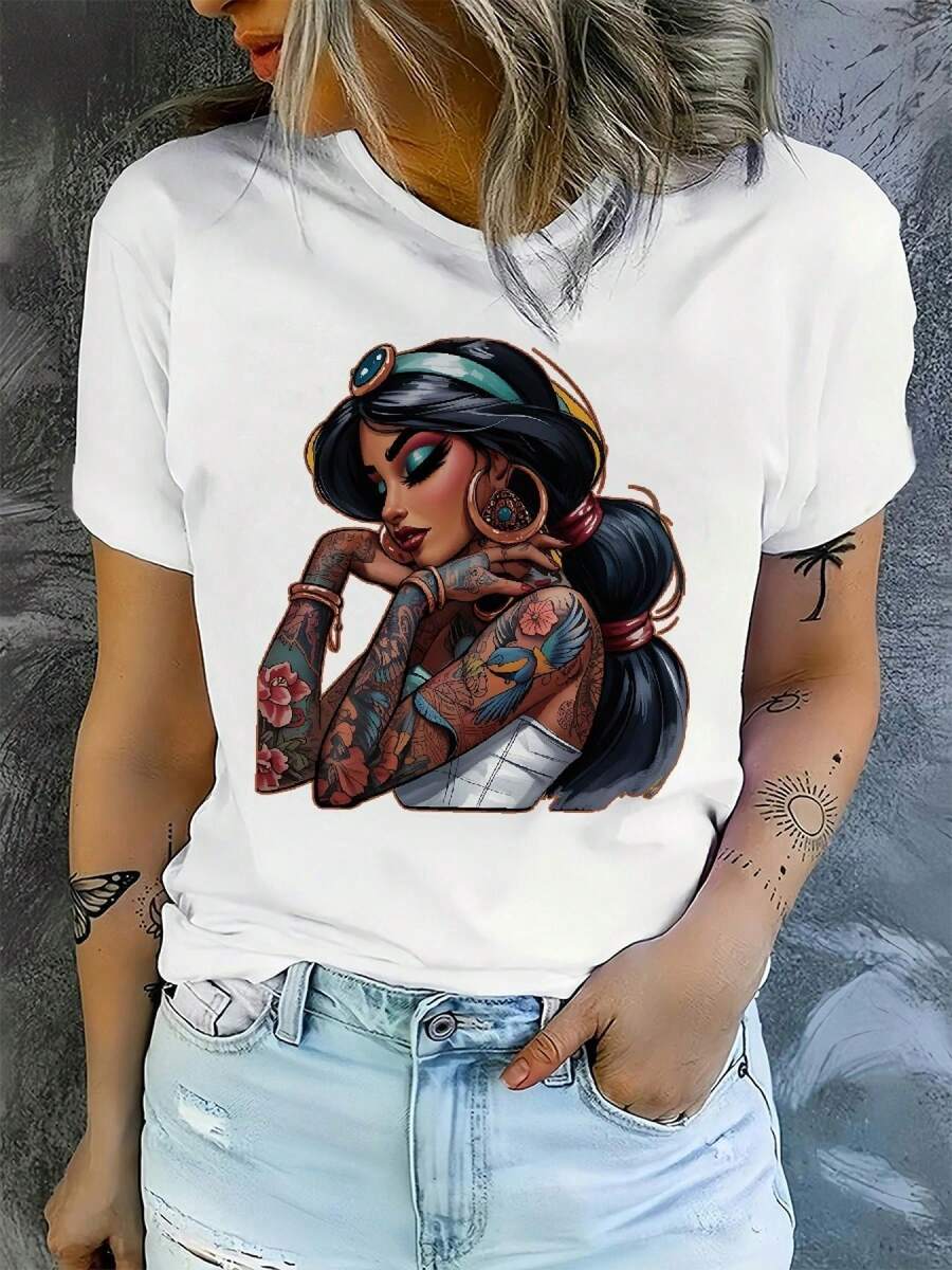 Women's Graphic T-Shirt With Gothic Tattoo Design - Short Sleeve Crew Neck T-Shirt With Cartoon Princess Drawings And Traditional Patterns, Summer Casual Wear, Size B1 (Standard Fit), Suitable For Anime And Fashion Enthusiasts, Cotton T-Shirt. - 白色 - 查看 1