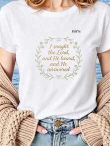 Limited Time Offer, Limited Quantity Available, Lightning, Women's Shirts, Women's T-Shirts. Women's Casual Short-Sleeve Crew Neck T-Shirt With Christian Bible Verse Print, Featuring An Inspirational Floral Wreath Design. - 白色 - 查看 2