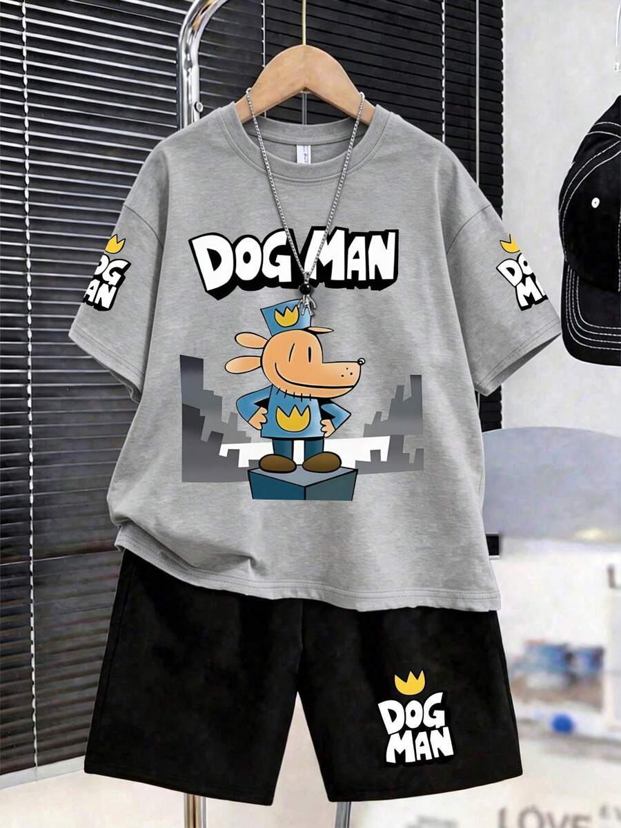一套男童卡通侦探狗 DOGMAN 印花短袖T恤和运动裤,完美的夏季礼物,适合春夏上学和户外活动穿着。 - 彩色 - 查看 1