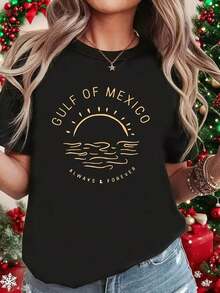 Women's T-Shirt With A Creative "Always And Forever" Letter Print, Featuring A Sunset, Waves, And Summer Vacation Vibe. This Black, Short-Sleeved, Crew-Neck T-Shirt Is Perfect For Holiday Parties. - 黑色 - 查看 1