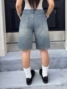 Shorts vaqueros tipo bermuda Y2K vintage desgastados con bolsillos, de corte holgado y longitud hasta la rodilla, cómodos con dobladillo deshilachado y rasgado, adecuados para festivales de música y uso casual en verano - Azul - Ver 4