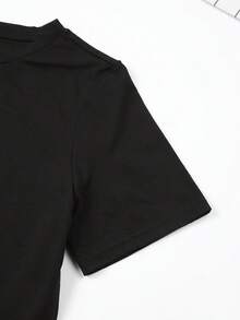 Round-Neck Graphic Print T-Shirt, Casual And Stylish Women'S Top for Spring And Summer, Featuring a Short Crop And Exotic Design, Perfect for Beach Picnics, Sourced from a Local Warehouse, Made of 100% - Negro - Ver 5