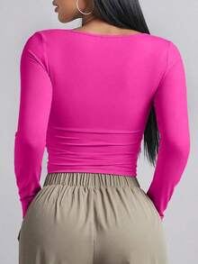 Camiseta crop de cuello cuadrado fruncido lateral - Rosa Fucsia - Ver 2