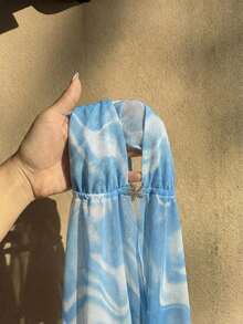 Camiseta de tirantes sexy con efecto cross y espalda descubierta, cuello Halter con teñido anudado para mujer - Azul y blanco - Ver 8