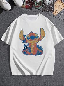 Figura colorida de criatura azul con orejas grandes rodeada de flores tropicales que simboliza alegría libertad y energía positiva camiseta de mujer  casual cómoda y moderna para uso diario - Blanco - Ver 3
