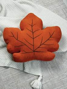 1个枫叶刺绣抱枕，柔软灯芯绒材质，3D枫叶填充，适用于家居装饰、沙发、长凳、床上用品。 - 橘色 - 查看 3