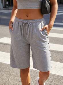 Women Knee Length Shorts, Elastic Waist Riveted Loose Summer Casual Shorts Streetwear - Gris Claro - Ver 1